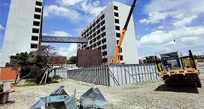 Presurización de Escaleras para la Universidad UPAO
